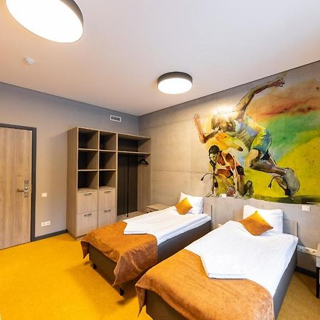 Stadium Hotel ヴァルミエラ エクステリア 写真